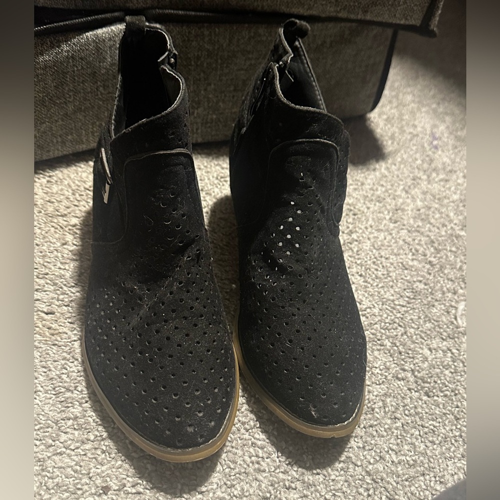 JG SIZE 10 Black perforated ankle boots block heel and side buckle detail.